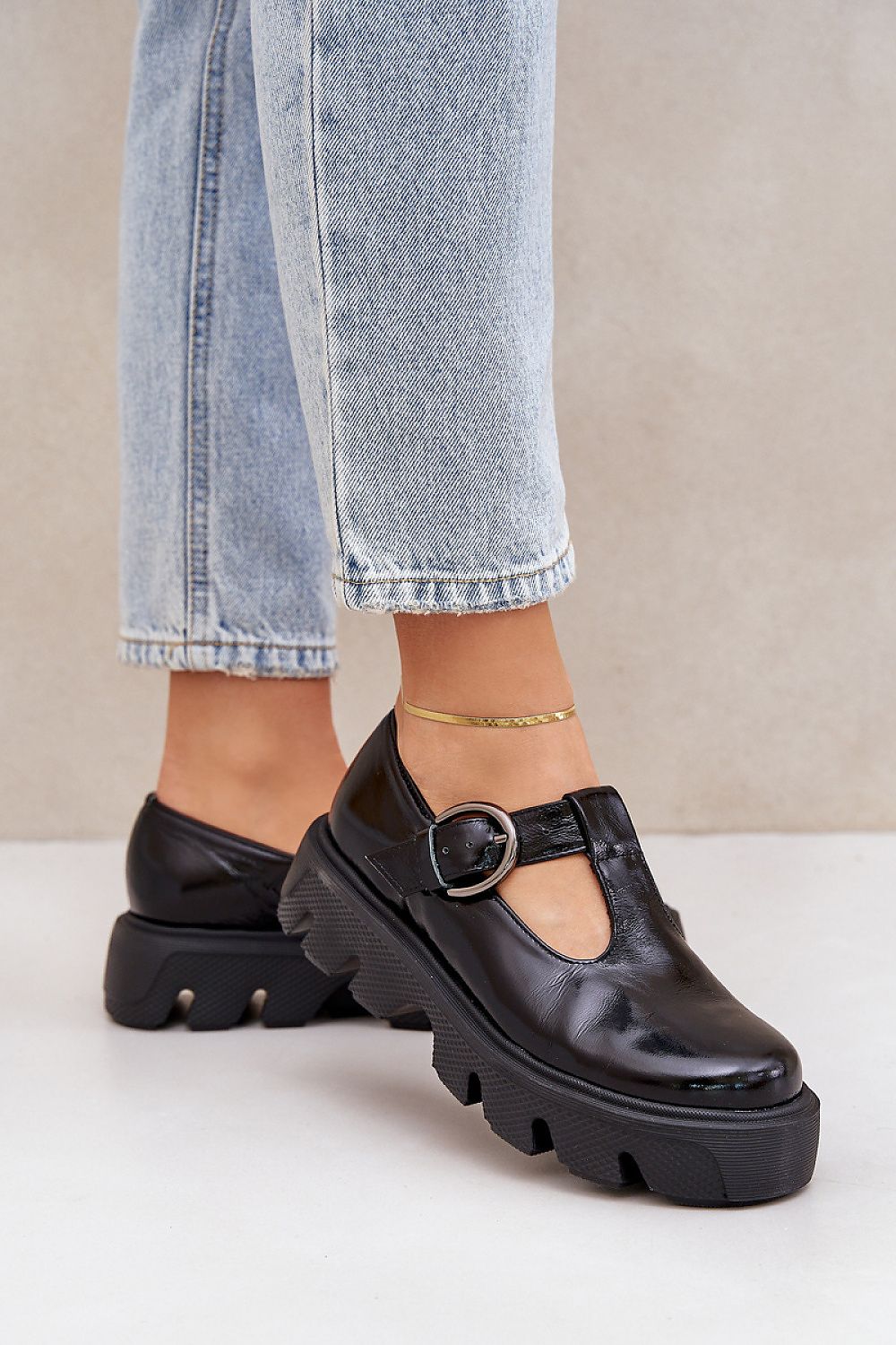 Half shoes model 208331 Step in style