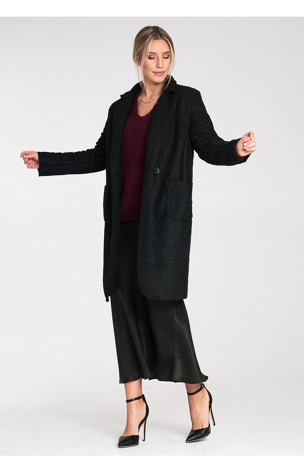 Coat model 217101 Figl